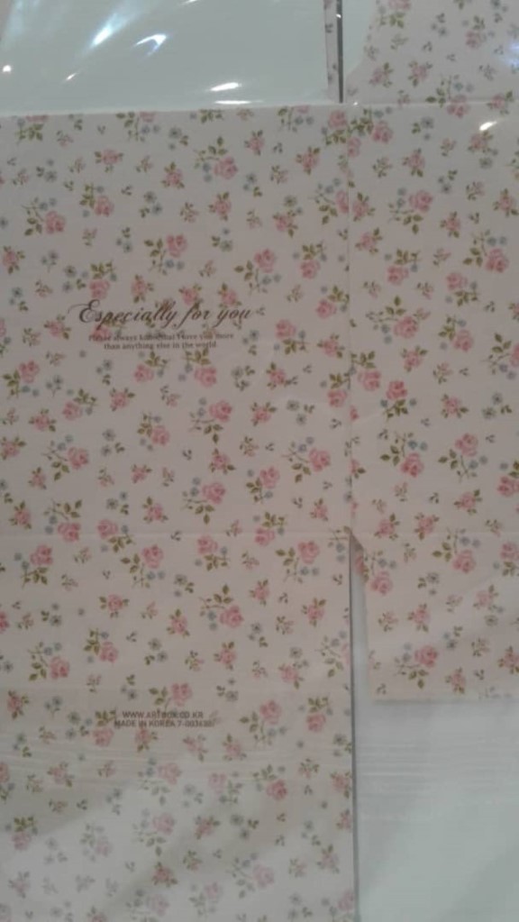 جعبه کاغذی گل‌دار رز 3628 - 0