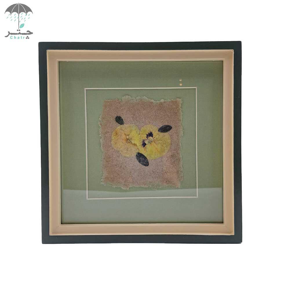 قاب کولاژ گل روی کاغذ دست‌ساز (با جعبه پلکسی) طرح 3